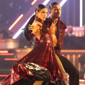 La suspension historique du DWTS de Val Chmerkovskiy divise les fans