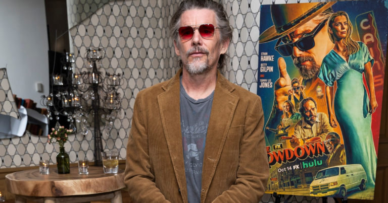 Ethan Hawke lance un avertissement brutal aux acteurs puissants d'Hollywood