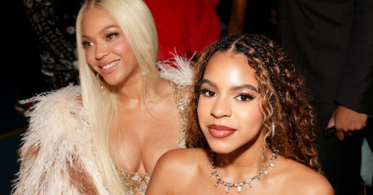 La fille de Beyoncé, Blue Ivy, est littéralement la jumelle de sa mère et les fans le perdent
