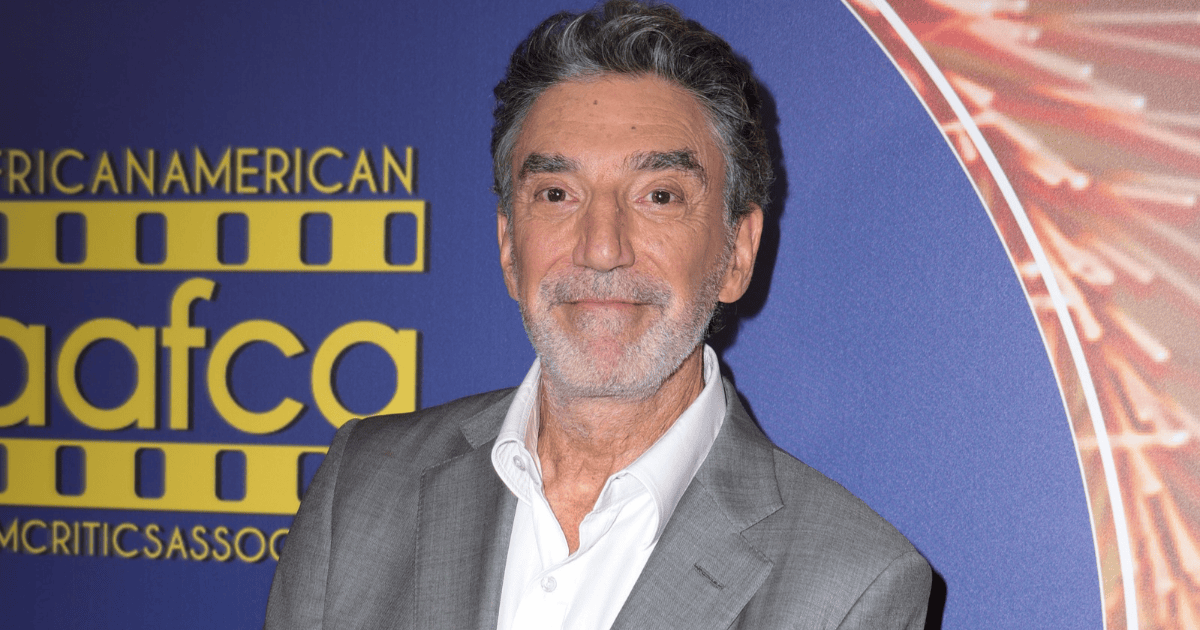 Le cercle restreint d'Anna Faris riposte à Chuck Lorre à propos du casting