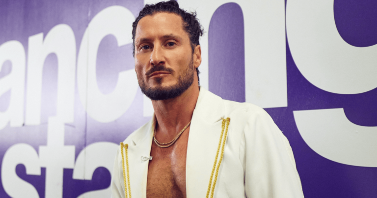 Maks Chmerkovskiy refuse d'édulcorer son point de vue sur le drame « DWTS » de frère Val